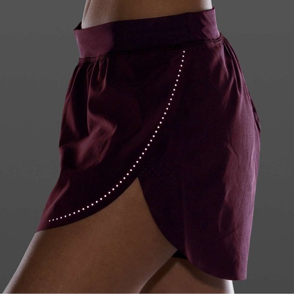 Lululemon Find Your Pace high rise lined 3 inch short - Picture 2 of 10